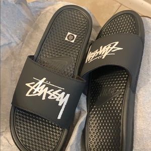 Benassi/ stussy slides
